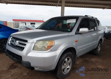 2006 Honda Pilot Ex-L z USA, uszkodzony, nr VIN 5FNYF28596B008685